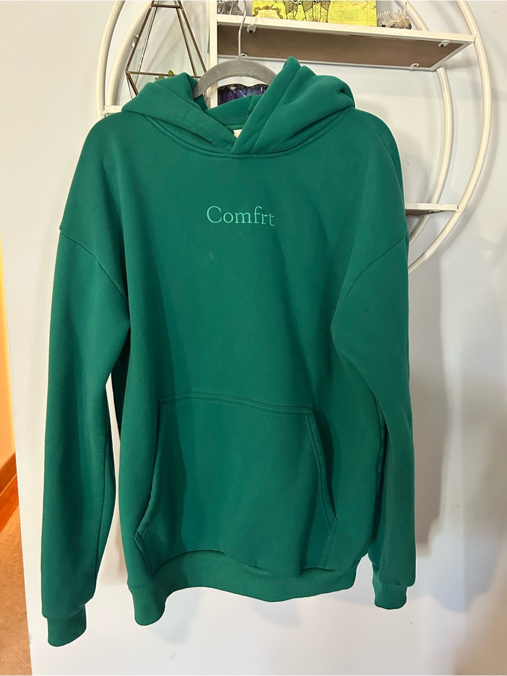 Comfrt Unisex Medium Green Hooded Sweatshirt